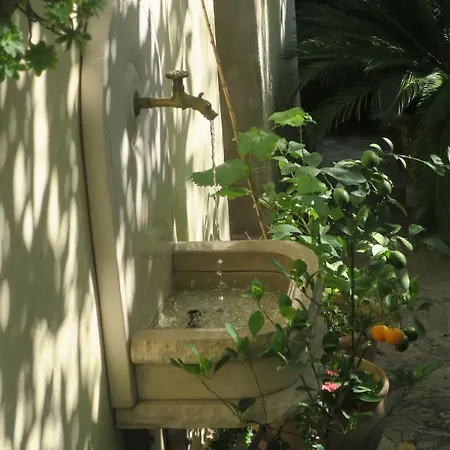 Bed & Breakfast Tombe La Nefle Avignon
