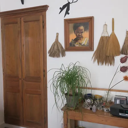 Bed & Breakfast Tombe La Nefle